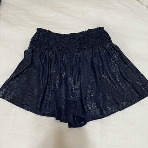 TCEC navy printed flowy shorts- Size M- WORN ONCE